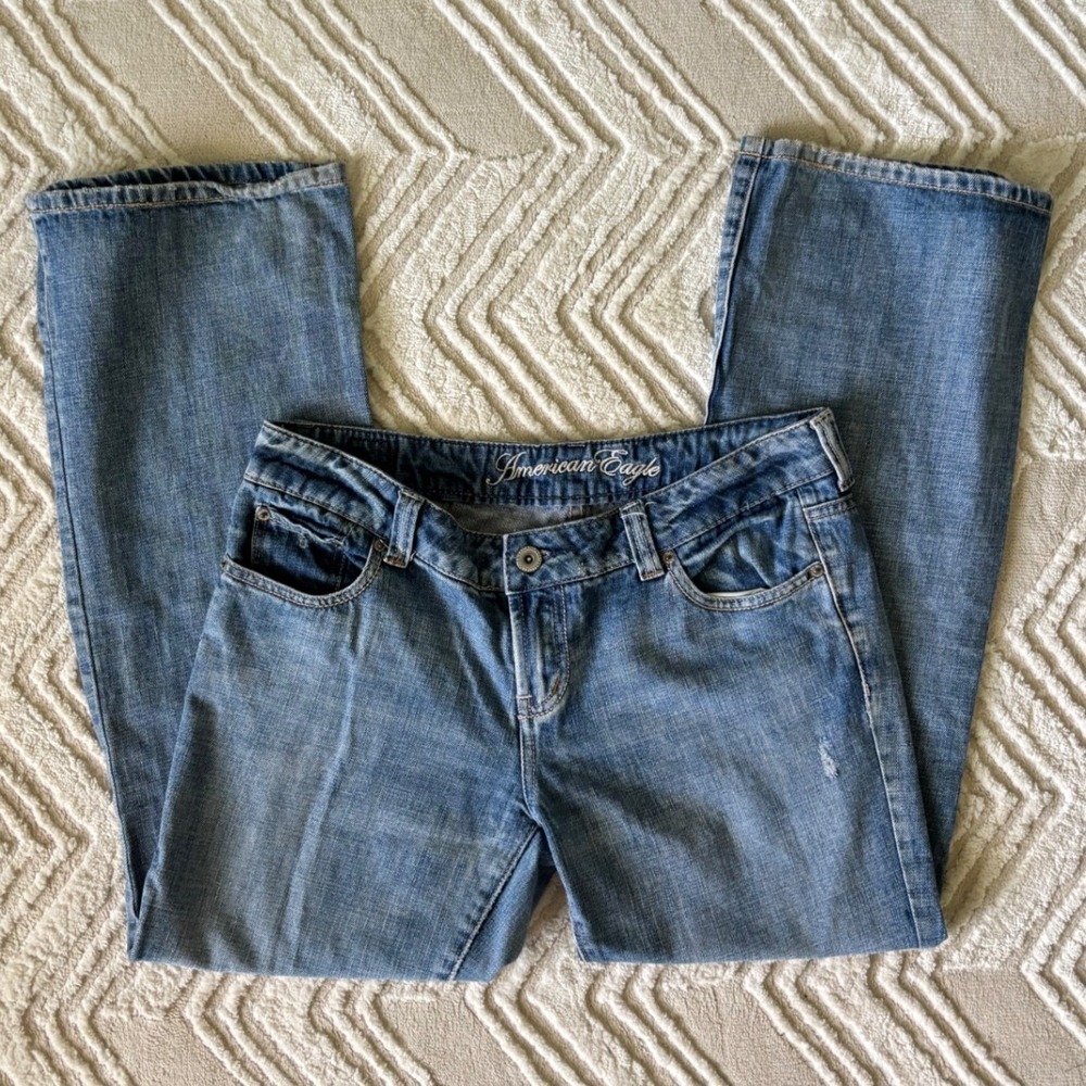 Y2K Low Rise American Eagle Light Wash Denim Flare Jeans - Picture 3 of 6